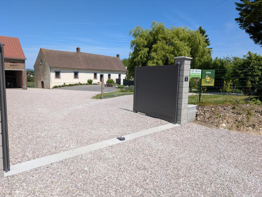 La Ferme Des Pierrettes Villa Menneville Exterior foto